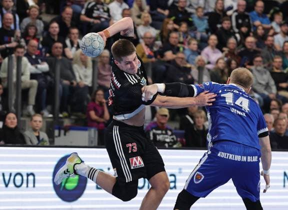 08 11 2025 Handball 1 Bundesliga DAIKIN HBL Season 2025 2026 11 Matchday HC Erlangen Metropolregion Nürnberg HCE ThSV Eisenach DaMa xdaxmax Viggo Kristjansson 73, HC Erlangen HCE Peter Walz 14, ThSV Eisenach