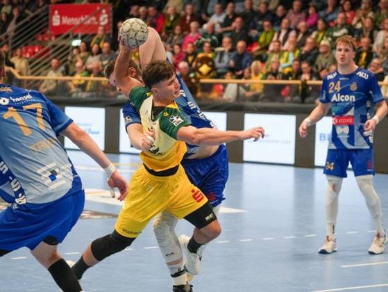 Luca Richter VfL Eintracht Hagen, 77 on jump shot VfL Eintracht Hagen vs TV Grosswallstadt, Handball, 2 Bundesliga, Matchday 10, Season 2025 2026, 08 11 2025 VfL Eintracht Hagen vs TV Grosswallstadt, Handball, 2 Bundesliga, Matchday 10, Season 2025 2026, 08 11 2025 Hagen Copyright: xEibner-Pressefoto DamianxKruczynx EP_DKI