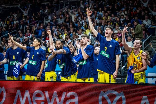 Basketball Berlin 08 11 2025 Season 2025 2026 EasyCredit BBL 1 Bundesliga Men, Men Alba Berlin SYNTAINICS MBC Weißenfels Jubel Alba