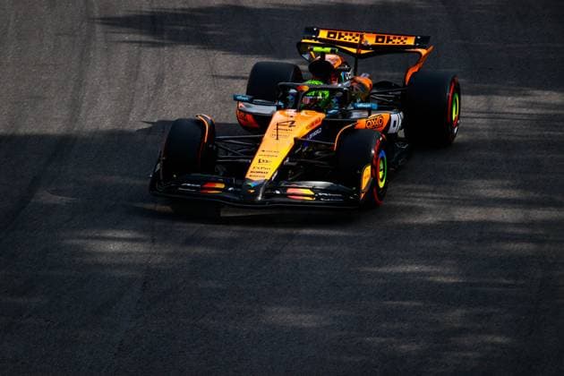 Corrida Sprint e Classificação GP Brasil SaO PAULO, SP - 08.11.2025: CORRIDA SPRINT E CLASSIFICAcaO GP BRASIL - Qualifying for the MSC Cruises Formula 1 Brazilian Grand Prix, in Sao Paulo, this Saturday afternoon (08) at the JosÃ Carlos Pace racetrack in Interlagos, south of the Sao Paulo capital. In the photo, McLaren F1 Team driver, Lando Norris (4), who will start in Pole Position. (Photo: Aloisio Mauricio Fotoarena) x2838272x  AloisioxMauricio