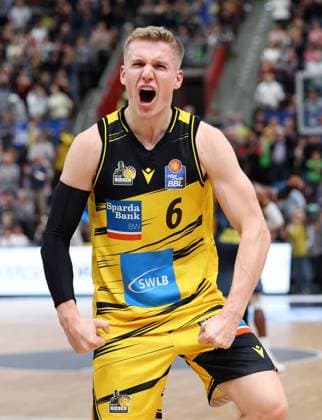 BAU 08 11 2025 Ludwigsburg Basketball MHP Riesen Ludwigsburg vs EWE Baskets Oldenburg, Johannes Patrick LB, in front celebrates the victory