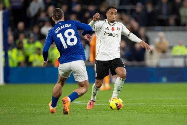 Everton v Fulham - Premier League Josh King plays during the Premier League match between Everton and Fulham at Hill Dickinson Stadium in Liverpool, England, on November 8, 2025. Liverpool Merseyside United Kingdom  Copyright: xMIxNewsx originalFilename:fletcher-evertonv251108_npdUi.jpg