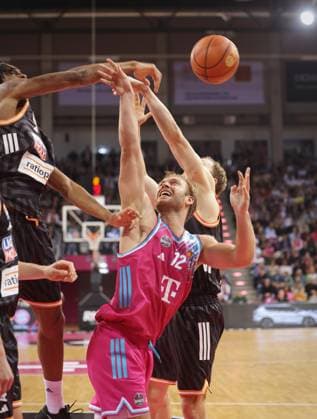 Melvin Jostmann Telekom Baskets Bonn vs ratiopharm Ulm 7 Speiltag Saison 2025 26