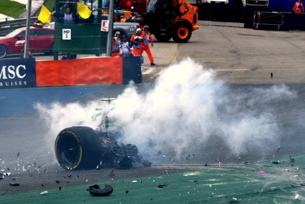 Formula 1 MSC Cruises Grande Premio de Sao Paulo 2025 08 11 2025, Autodromo Jose Carlos Pace, Interlagos, Formula 1 MSC Cruises Grande Premio de Sao Paulo 2025 , in the picture Serious accident of Gabriel Bortoleto BRA , Stake F1 Team Kick Sauber on the start finish straight, fortunately nothing happened to the driver nordphotoxGmbHx xBratic nph00250