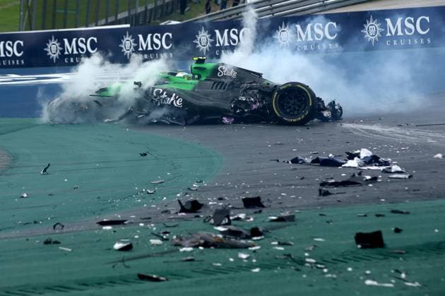 Formula 1 MSC Cruises Grande Premio de Sao Paulo 2025 08 11 2025, Autodromo Jose Carlos Pace, Interlagos, Formula 1 MSC Cruises Grande Premio de Sao Paulo 2025 , in the picture Serious accident of Gabriel Bortoleto BRA , Stake F1 Team Kick Sauber on the start finish straight, fortunately nothing happened to the driver nordphotoxGmbHx xBratic nph00250