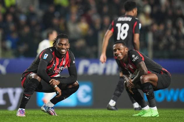 AC Milan™s Rafael Leao celebrates after scoring the 0-2 goal for his team during the Serie A soccer match between Parma and Milan at Ennio Tardini Stadium in Parma, North Italy, Sunday, November 8, 2025. Soccer  Copyright: xMassimoxPaolone LaPressex