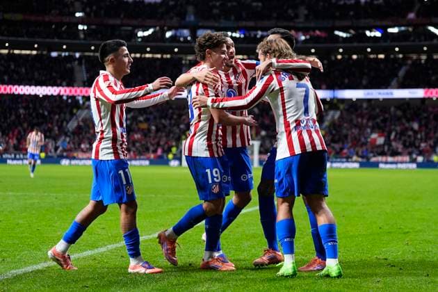 November 8, 2025, Madrid, Madrid, Spain: Antoine Griezmann of Atletico de Madrid celebrates a goal during the Spanish League, LaLiga EA Sports, football match played between Atletico de Madrid and Levante UD at Riyadh Air Metropolitano on November 08, 2025 in Madrid, Spain. Madrid Spain - ZUMAa181 20251108_zaa_a181_328 Copyright: xOscarxJ.xBarrosox