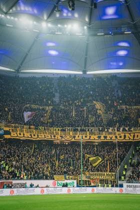 1 Bundesliga Hamburger SV vs Borussia Dortmund, 08 11 2025 Away block of Borussia Dortmund 1 Bundesliga, Matchday 10 Hamburger SV vs Borussia Dortmund on 08 11 2025 at Volksparkstadion, Hamburg DFL REGULATIONS PROHIBIT ANY USE OF PHOTOGRAPHS AS IMAGE SEQUENCES AND OR QUASI VIDEO Copyright: xBEAUTIFULxSPORTS Tonhäuserx