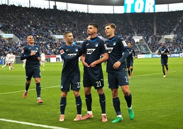 08 11 2025, xsltx, Soccer 1 Bundesliga, TSG 1899 Hoffenheim RB Leipzig 2 v re Albian Hajdari TSG Hoffenheim with the Chill Guy cheer after his goal for 1 1 DFL DFB REGULATIONS PROHIBIT ANY USE OF PHOTOGRAPHS as IMAGE SEQUENCES and or QUASI VIDEO