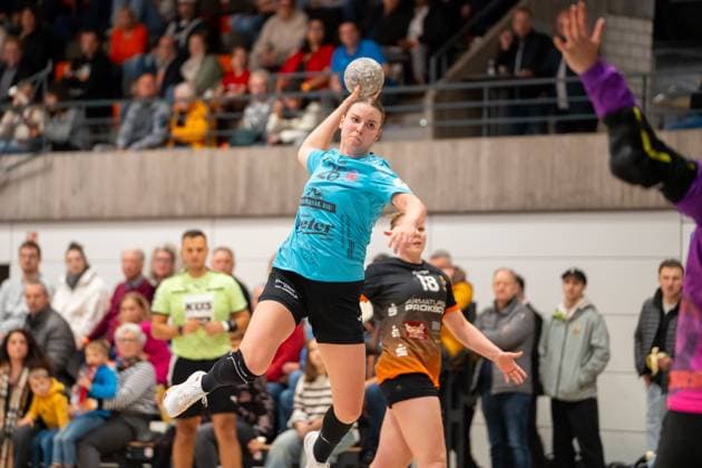 Handball I Women I Season 2025 2026 I DHB Cup I Quarter-finals I VfL Waiblingen Thüringer HC I 08 11 2025 Anna Szabo 26, Thüringer HC in the throw Waiblingen Rundsporthalle Baden Württemberg Germany Copyright: xLobeca MaxxPetershansx