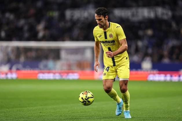 November 8, 2025, Cornella, Barcelona, SPAIN: Alfonso Pedraza of Villarreal CF in action during the Spanish league, La Liga EA Sports, football match played between RCD Espanyol and Villarreal CF at RCDE Stadium on November 08, 2025 in Cornella, Barcelona, Spain. Cornella SPAIN - ZUMAa181 20251108_zaa_a181_432 Copyright: xJavierxBorregox