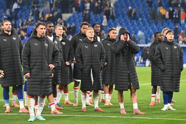 Players Leipzig after the match in front of the fans,football fans, disappointment,frustration,disappointed,frustrated,dejected, Soccer 1 Bundesliga Season 2025 2026, 10 Matchday, Matchday10 TSG 1899 Hoffenheim RB Leipzig 3 1 on 08 11 2025 PreZero ARENA