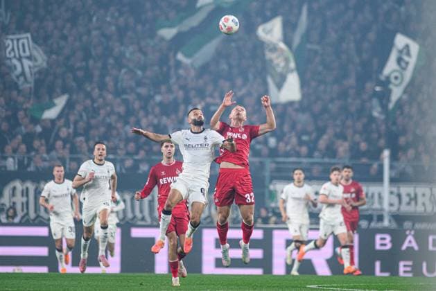 MOENCHENGLADBACH, GERMANY - 8 NOVEMBER, 2025: Franck Honorat, Kristoffer Lund - The football match of Bundesliga Borussia Moenchengladbach vs 1. FC Koeln at Borussia Park.  Copyright: xVITALIIxKLIUIEVx