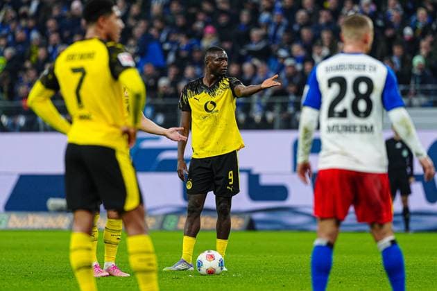 Serhou Guiassy Borussia Dortmund, 09 GER, Hamburger SV vs Borussia Dortmund, Football, 1 Bundesliga, Matchday 10, Season 2025 2026, 08 11 2025 DFL REGULATIONS PROHIBIT ANY USE OF PHOTOGRAPHS AS IMAGE SEQUENCES AND OR QUASI VIDEO GER, Hamburger SV vs Borussia Dortmund, Football, 1 Bundesliga, Matchday 10, Season 2025 2026, 08 11 2025 Hamburg Copyright: xEibner-Pressefoto MarcelxvonxFehrnx EP_MFN