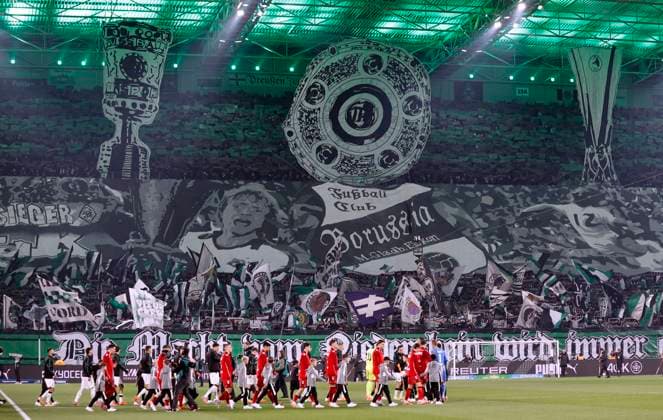 FANS Team Borussia Moenchengladbach DFL Bundesliga Season 2025 2026 Match Borussia Moenchengladbach 1 FC Koeln 3 1 on 08 11 2025 in Moenchengladbach DFL REGULATIONS PROHIBIT ANY USE OF PHOTOGRAPHS as IMAGE SEQUENCES and or QUASI VIDEO Copyright: xLacixPerenyix
