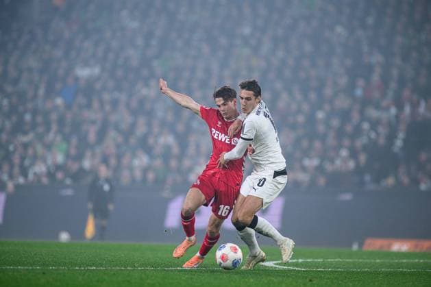 MOENCHENGLADBACH, GERMANY - 8 NOVEMBER, 2025: Jakub Kaminski, Florian Neuhaus - The football match of Bundesliga Borussia Moenchengladbach vs 1. FC Koeln at Borussia Park.  Copyright: xVITALIIxKLIUIEVx