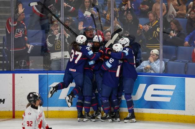 November 8th 2025: Team USA players celebrate a goal in the third period in a game against Team Canada. Team USA WomenÃ¢â‚¬â ¢s national team, Nationalteam hosted the Canadian WomenÃ¢â‚¬â ¢s National Team in a Canada USA Rivalry Series game at Key Bank Center in Buffalo, New York. ( CSM) - ZUMAc04_ 20251108_zma_c04_472 Copyright: xJonathanxTencax