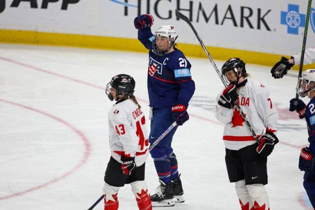 November 8th 2025: Team USA forward Hilary Knight (21) celebrates a goal in the second period in a game against Team Canada. Team USA WomenÃ¢â‚¬â ¢s national team, Nationalteam hosted the Canadian WomenÃ¢â‚¬â ¢s National Team in a Canada USA Rivalry Series game at Key Bank Center in Buffalo, New York. ( CSM) - ZUMAc04_ 20251108_zma_c04_473 Copyright: xJonathanxTencax