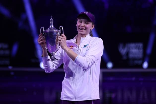 (251109) -- RIYADH, Nov. 9, 2025 -- Elena Rybakina of Kazakhstan celebrates with the trophy after winning the women s singles final match against Aryna Sabalenka of Belarus at the WTA, Tennis Damen Finals tennis tournament in Riyadh, Saudi Arabia, Nov. 8, 2025. ) (SP)SAUDI ARABIA-RIYADH-TENNIS-WTA FINALS-SINGLES FINAL WangxHaizhou 