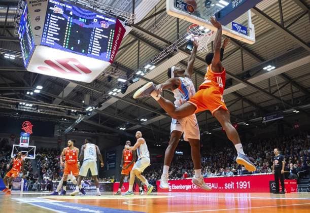 BASKETBALL EASYCREDIT BBL 7 GAME DAY SCIENCE CITY JENA NINERS CHEMNITZ FOR EDITORIAL PURPOSES ONLY p 08 11 2025 Jena Basketball easyCredit BBL 1 Basketball Bundesliga Saison 2025 2026 7 Spieltag Sparkassen Arena Science City Jena NINERS Chemnitz im Foto Chris Carter 5 Science City Jena Germany Thueringen Jena Copyright SaschaxFromm Copyright: SaschaxFromm doc836maxrs6plqkqg944o ,EDITORIAL USE ONLY Copyright: SaschaxFromm
