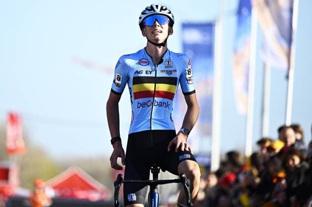 Belgian Giel Lejeune crosses the finish line as third at the junior men race at the UEC Cyclocross European Championships, Sunday 09 November 2025, in Middelkerke. JASPERxJACOBS  x140391223x