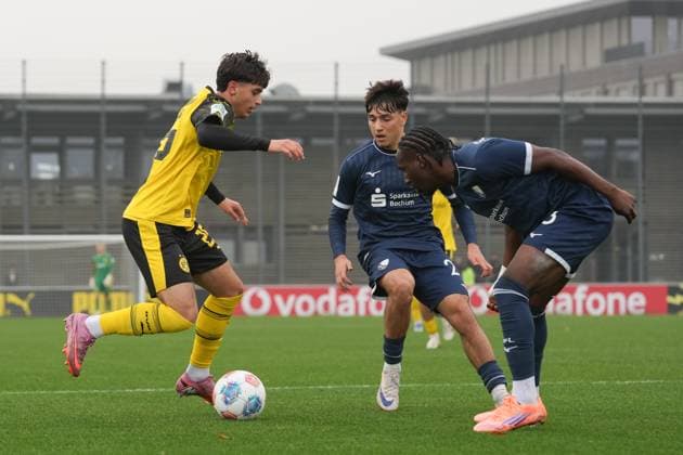 Sunday, 09 11 2025 Season 2025 2026 Round of 16 DFB Cup for Juniors at BVB Fußballpark Hohenbuschei, Dortmund, Germany BV Borussia Dortmund U19 VfL Bochum U19 Ahmad Najdi BVB