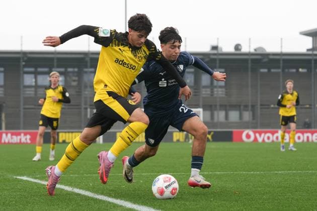 Sunday, 09 11 2025 Season 2025 2026 Round of 16 DFB Cup for Juniors at BVB Fußballpark Hohenbuschei, Dortmund, Germany BV Borussia Dortmund U19 VfL Bochum U19 Ahmad Najdi BVB