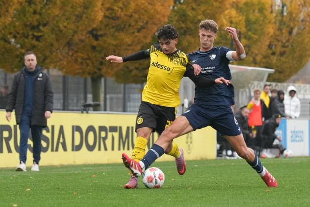 Sunday, 09 11 2025 Season 2025 2026 Round of 16 DFB Cup for Juniors at BVB Fußballpark Hohenbuschei, Dortmund, Germany BV Borussia Dortmund U19 VfL Bochum U19 Ahmad Najdi BVB