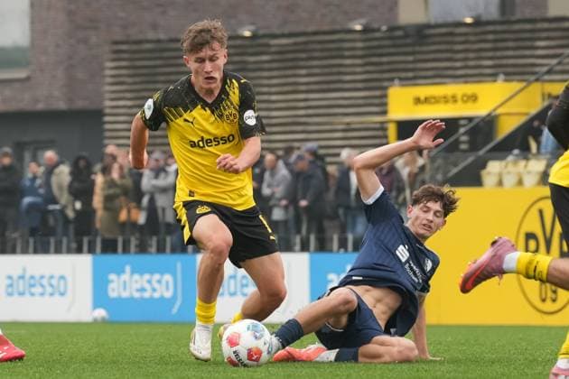 Sunday, 09 11 2025 Season 2025 2026 Round of 16 DFB Cup Junior at BVB Football Park Hohenbuschei, Dortmund, Germany BV Borussia Dortmund U19 VfL Bochum U19 Tim Degener BVB