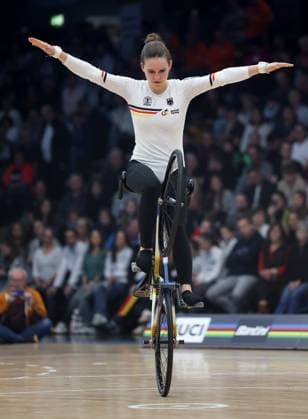 BAU 09 11 2025 Göppingen Artistic Cycling UCI Indoor Cycling World Championships 2025, Single Woman Qualification, f l Veronika Koch GER