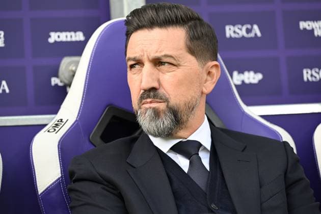 251109 RSC Anderlecht vs Club Brugge Head Coach Besnik Hasi of Anderlecht pictured during the Jupiler Pro League season 2025 - 2026 matchday 14 game between RSC Anderlecht and Club Brugge KV on November 9 , 2025 in Anderlecht, Belgium. (Photo by David Catry Isosport) Anderlecht Belgium  Copyright: xDavidxCatryx 20251109DSC_7664