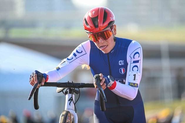 2025 UEC Cyclo-Cross EC - Women U23 MIDDELKERKE, BELGIUM - NOVEMBER 09 : Gery Celia (FRA) in action during the 2025 UEC Cyclo-Cross European Championships for Women U23 on November 09, 2025 in Middelkerke, Belgium, 09 11 2025 Middelkerke Belgium  Copyright: xNicoxVereeckenx
