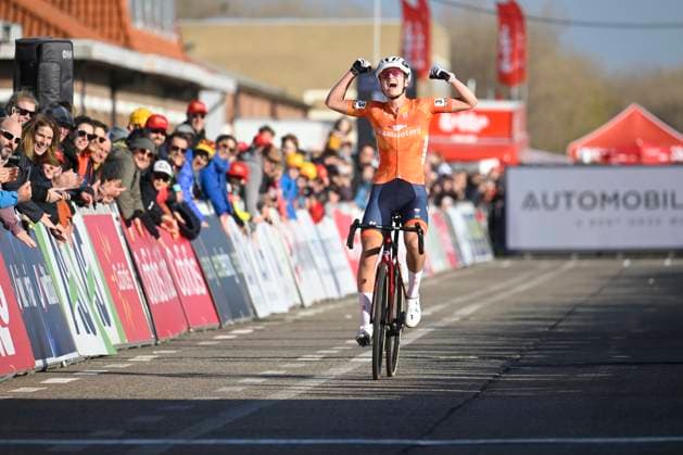 2025 UEC Cyclo-Cross EC - Women U23 MIDDELKERKE, BELGIUM - NOVEMBER 09 : Bentveld Leonie (NLD) celebrating her victory during the 2025 UEC Cyclo-Cross European Championships for Women U23 on November 09, 2025 in Middelkerke, Belgium, 09 11 2025 Middelkerke Belgium  Copyright: xNicoxVereeckenx