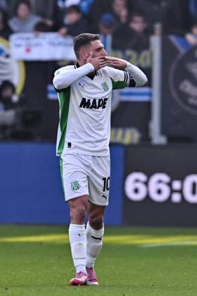 Cm Bergamo 09 11 2025 - campionato di calcio serie A Atalanta-Sassuolo foto Cristiano Mazzi Image nella foto: esultanza gol Domenico Berardi 
