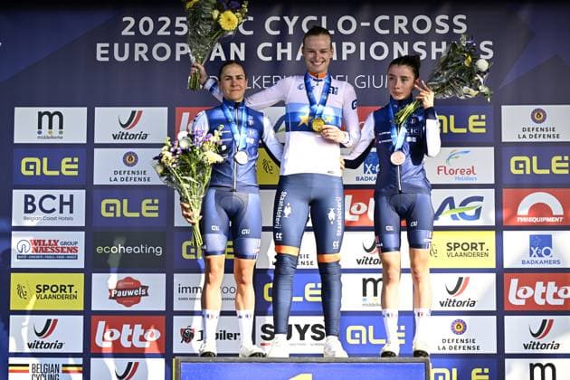 French Celia Gery, Dutch Leonie Bentveld and French Amandine Muller celebrate on the podium after the U23 women race at the UEC Cyclocross European Championships, Sunday 09 November 2025, in Middelkerke. JASPERxJACOBS  x140412926x