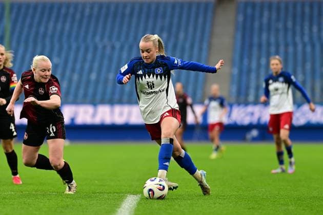 Soccer I Women I Season 2025 2026 I Bundesliga I 10 Matchday I Hamburger SV 1 FC Nürnberg I 09 11 2025 Mia Büchele 17, Hamburger SV Hamburg Volkspark, Volksparkstadion, Stadion, Volkspark Stadion Hamburg Germany Copyright: xLobeca FelixxSchlikisx