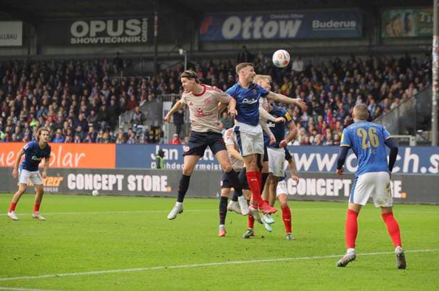 Photo Carl Anders Johansson Kiel vs Cedric ITTEN Fortuna Soccer 2 Bundesliga , Matchday 12 on Sun 09 11 2025 Holstein Kiel Fortuna Düsseldorf