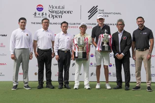 Moutai Singapore Open 2025 in Singapore Winner JapanÕs Yosuke Asaji (C-L) stands with organisers and sponsors and amateur Champion Harry Takis (C-R) during the Moutai Singapore Open 2025 in Singapore on 9 November 2025. Singapore Singapore  Copyright: xMatrixxImages LimxSimonx