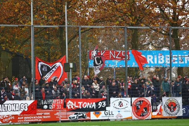 Soccer I Men I Season 2025 2026 I Regionalliga Nord I 18 Matchday I Eintracht Norderstedt Altona 93 I 09 11 2025 Fans Altona 93 Norderstedt Edmund Plambeck Stadion Schleswig Holstein Germany Copyright: xLobeca RalfxHomburgx