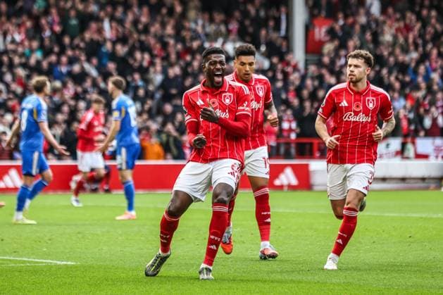 Premier League Nottingham Forest v Leeds United Ibrahim SangarÃ of Nottingham Forest celebrates his goal to make it 1-1 during the Premier League match Nottingham Forest vs Leeds United at City Ground, Nottingham, United Kingdom, 9th November 2025 (Photo by Alfie Cosgrove News Images) Nottingham City Ground Nottinghamshire United Kingdom Copyright: xAlfiexCosgrove NewsxImagesx
