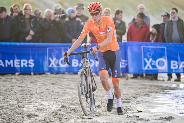 2025 UEC Cyclo-Cross EC - Men Elite MIDDELKERKE, BELGIUM - NOVEMBER 09 : Van Lierop Danny (NED) in action during the 2025 UEC Cyclo-Cross European Championships for Men Elite on November 09, 2025 in Middelkerke, Belgium, 09 11 2025 Middelkerke Belgium  Copyright: xNicoxVereeckenx