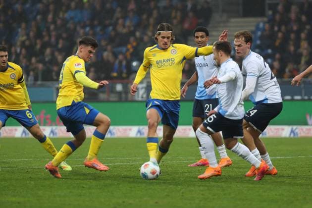 Braunschweig vs Bochum, 2 BL Braunschweig, 09 11 2025, FOOTBALL Eintracht Braunschweig vs VfL Bochum, 2 BL, Season 2025 26 Levente Szabo Eintracht Braunschweig Braunschweig