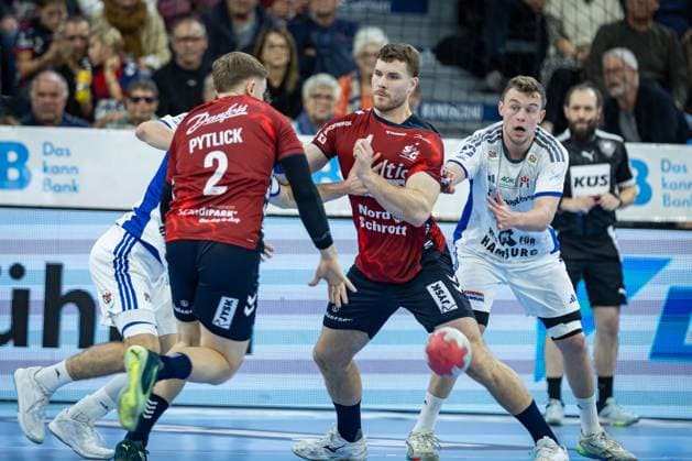 DAIKIN HBL SG Flensburg Handewitt vs Handball Sport Verein Hamburg 09 11 25 SG Flensburg Handewitt in attack DAIKIN HBL SG Flensburg Handewitt vs Handball Sport Verein Hamburg, GP JOULE Arena on 09 11 25 Copyright: xBEAUTIFULxSPORTS MarioxM.xKobergx