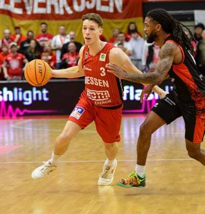 Aiden Warnholtz, KobeLangley 8 Matchday, 2 Bundesliga Pro A, 46ers, Basketball, Basketball season 2025 2026, BBL, Germany, Gießen 46ers Bayer Giants Leverkusen, Gießen in red, Leverkusen in black, Men