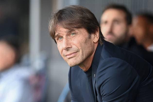 CALCIO - Serie A - Bologna FC vs SSC Napoli Antonio Conte (S.S.C. Napoli) during Bologna FC vs SSC Napoli, Italian soccer Serie A match in Bologna, Italy, November 09 2025 Bologna Italy  Copyright: xIPAxSport ABACAx