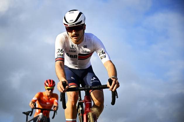 British Cameron Mason pictured in action during the elite men race at the UEC Cyclocross European Championships, Sunday 09 November 2025, in Middelkerke. JASPERxJACOBS  x140432756x