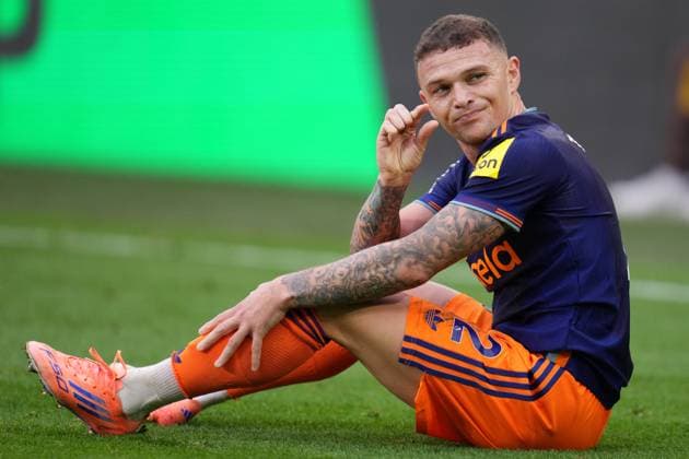 Premier League Brentford v Newcastle United Kieran Trippier of Newcastle United during the Premier League match Brentford vs Newcastle United at The Gtech Community Stadium, London, United Kingdom, 9th November 2025 (Photo by Harvey Murphy News Images) Copyright: xHarveyxMurphy NewsxImagesx