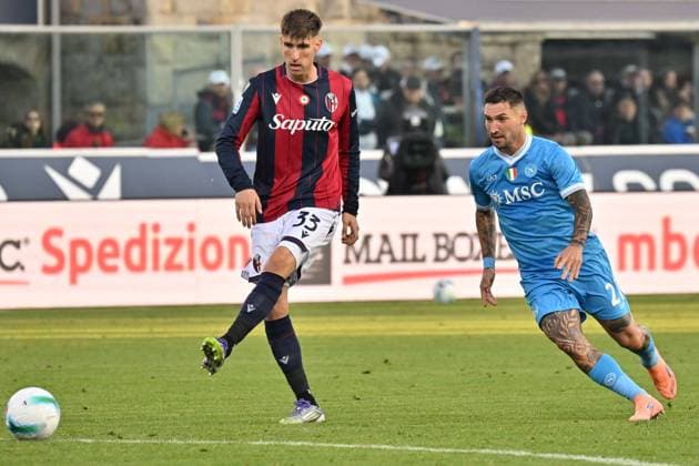 Foto IPP Felice De Martino Bologna 09 11 2025 Calcio Campionato serie A 2025-2026 Bologna - Napoli Nella foto: Juan Miranda Italy Photo Press World Copyright Bologna italy Italia ITALY  Copyright: xR4924_italyphotopressx