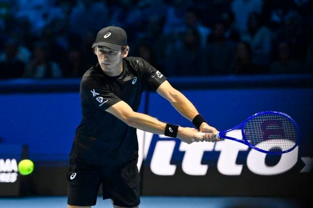 November 9, 2025: Carlos Alcaraz of Spain against Alex de Minaur of Australia during their Men s Single s Nitto ATP, Tennis Herren Finals match during day one of the Nitto ATP Finals at Inalpi Arena on November 9, 2025 in Turin, Italy. - ZUMAg210 20251109_abp_g210_035 Copyright: xStefanoxGuidix
