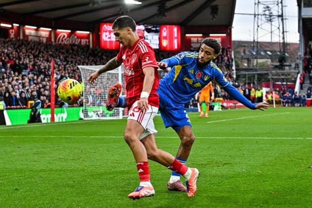 9th November 2025; The City Ground, Nottingham, England; Premier League Football, Nottingham Forest versus Leeds United; Nicolas Dominguez of Nottingham Forest tries to get past Jayden Bogle of Leeds United bus is dispossessed  GodfreyxPitt